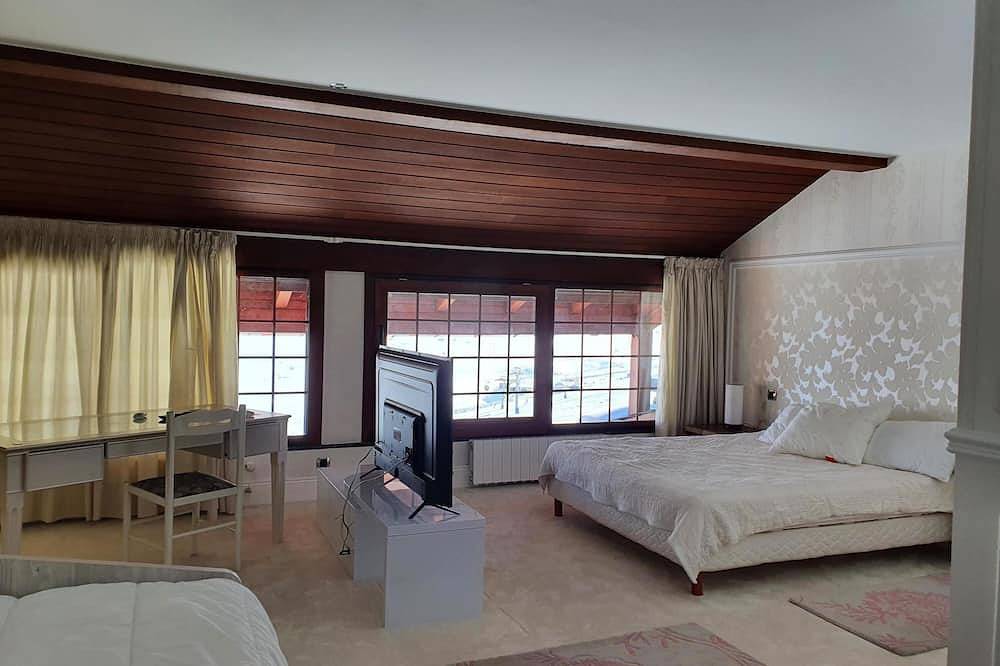 Chalet Rosa De Neu 121- 17 pax- pistes--008054- Pas de la Casa in Pas de la Casa, Grandvalira