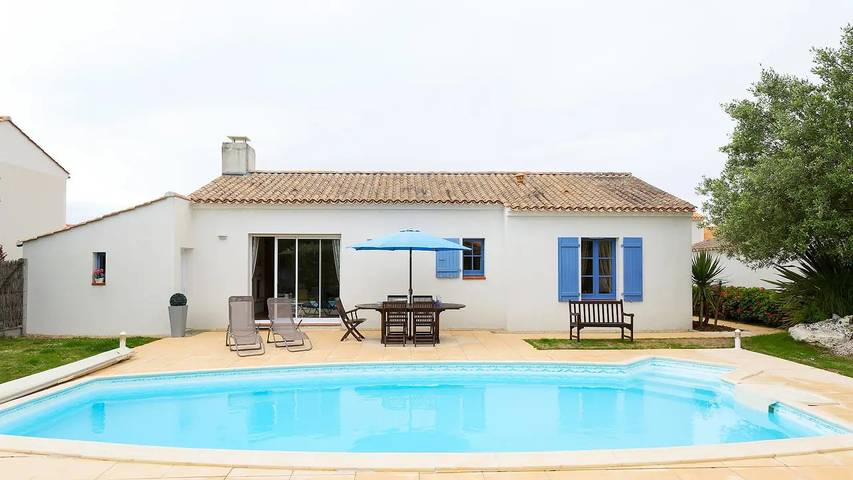 Villa pour 4 personnes, avec Terrasse ainsi que Jardin et Piscine à Saint-Jean-de-Monts