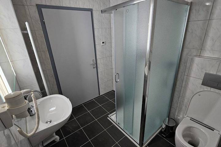 Ganze Wohnung, Fewo in der Kiese Hard - Top 4 \"Pfänder\" mit Balkon in Hard (Bodensee), Bodensee-Vorarlberg