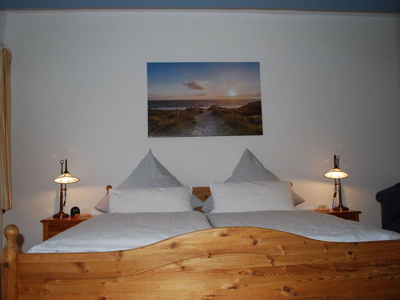 Pension - Hotel (garni) Altes Pastorat - Dz 1 Nacht 2 Betten in Langenhorn, Nordfriesland