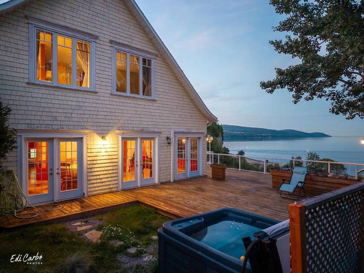 Villa pour 8 personnes, avec jacuzzi et balcon dans Canada