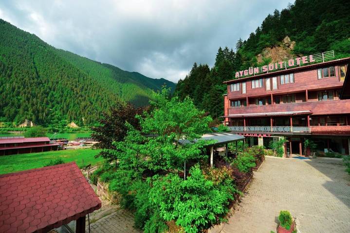 Hôtel pour 2 personnes, avec jardin ainsi que vue sur le lac et vue