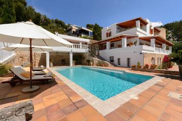 Villa in Santa Eulària des Riu, Ibiza Osten für 12 