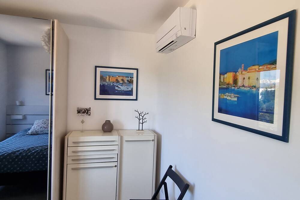 Ganze Wohnung, Superb T3 seafront apartment in Ajaccio bay in Pietrosella, Ajaccio und Umgebung