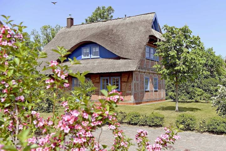 Ferienhaus für 6 Personen, mit Sauna und Garten sowie Terrasse in Gager