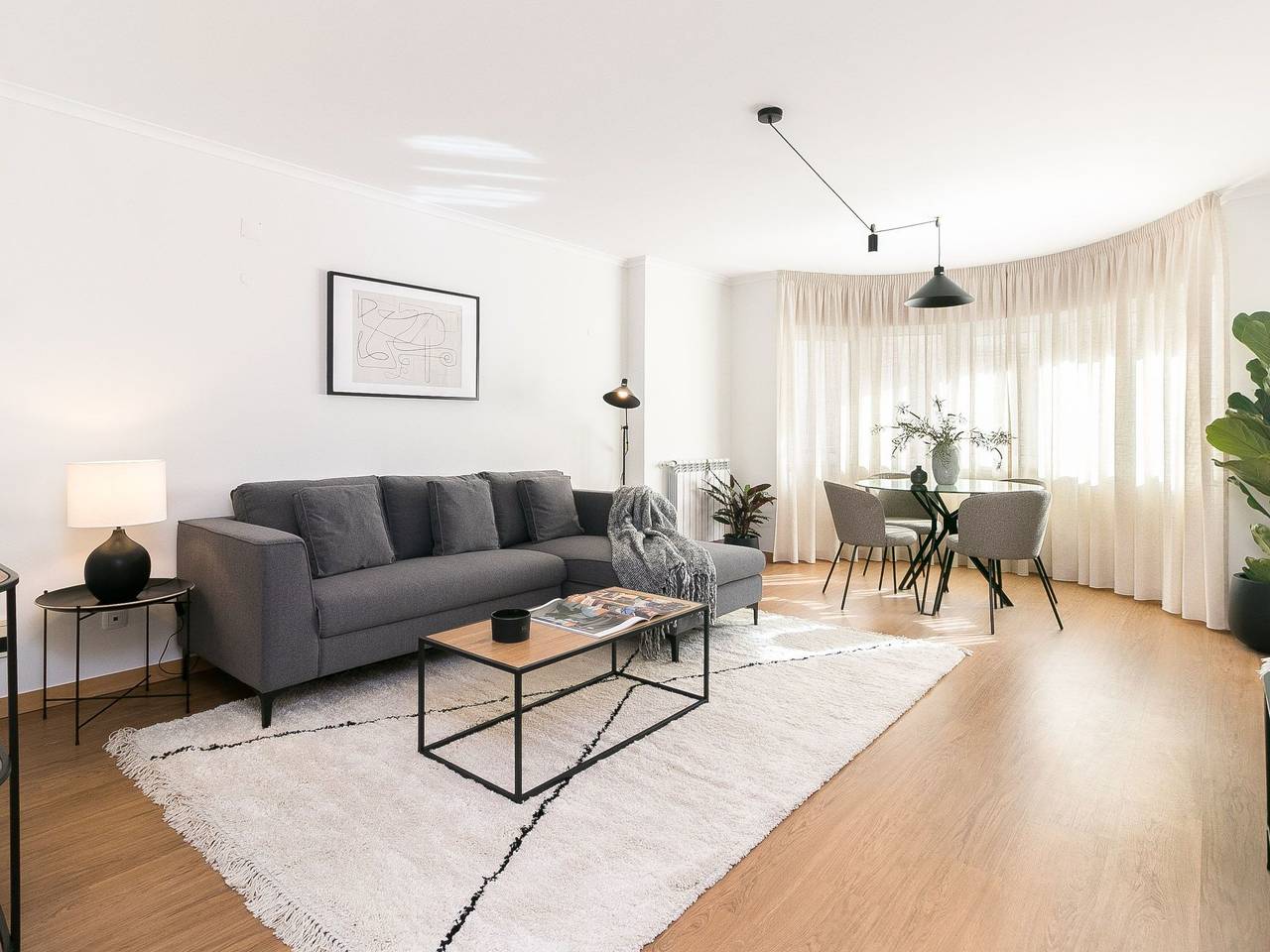 Apartamento inteiro, The Metropolitan- Premium-Wohnung mit Balkon, Parkplatz in Lumiar, Costa de Lisboa