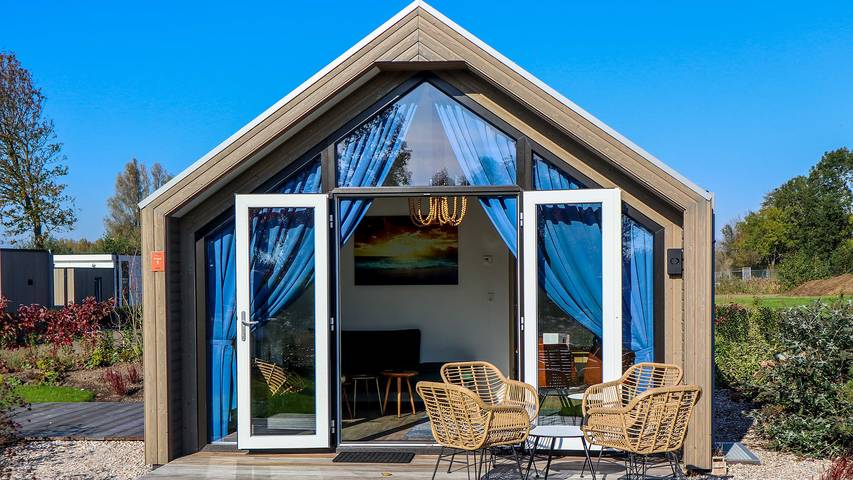 Chalet voor 4 personen, with Balkon/Terras and Terras as well as Tuin and Sauna in de Achterhoek