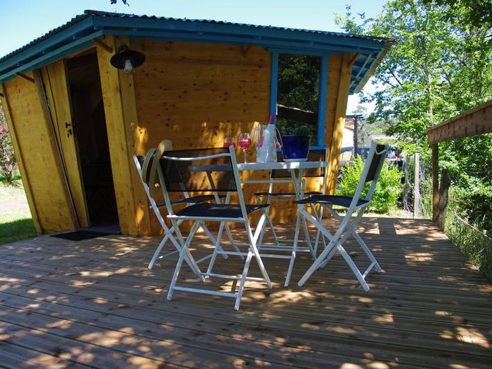 Camping voor 2 personen, met Terras in de Haute-Loire