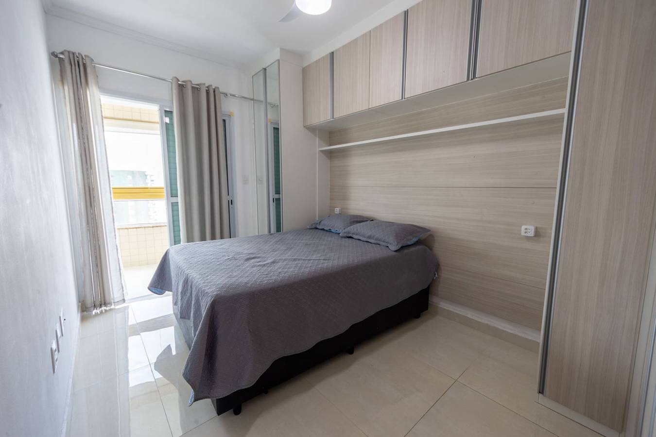 Entire apartment, Apto com Varanda e Churrasqueira a 100m da Orla in Vila Caiçara, Praia Grande