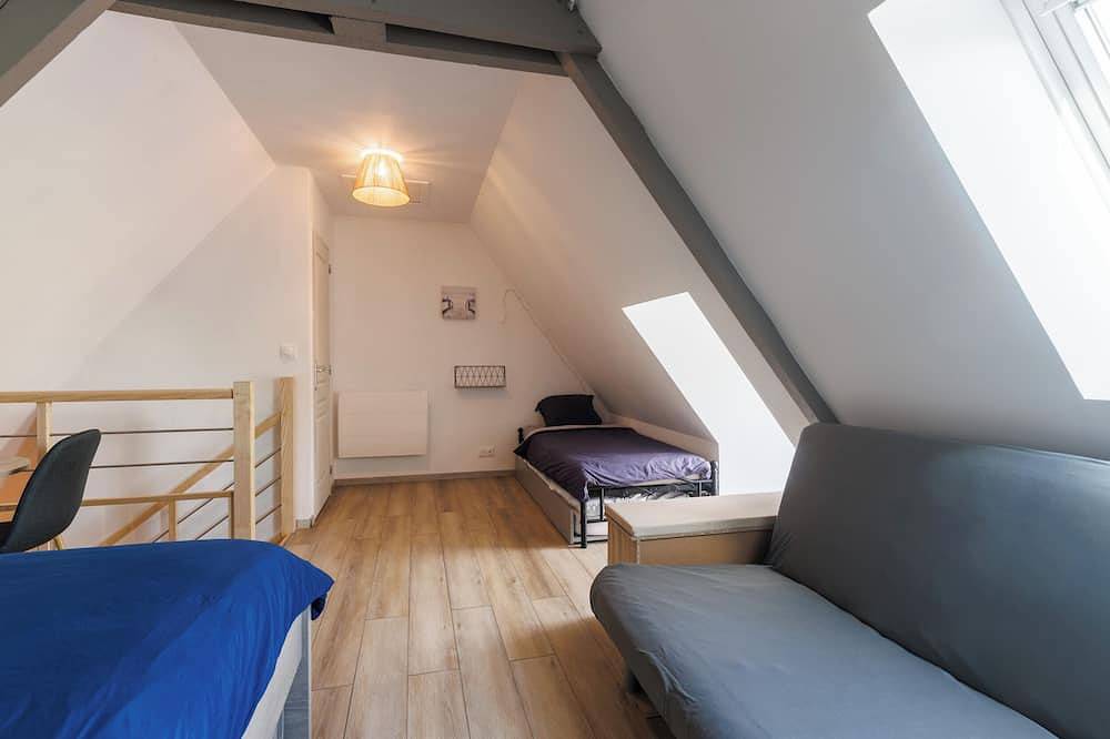 Dodo Normand 3 bedrooms - Stove and cleaning included in Villedieu-les-Poêles, Côte de la Déroute