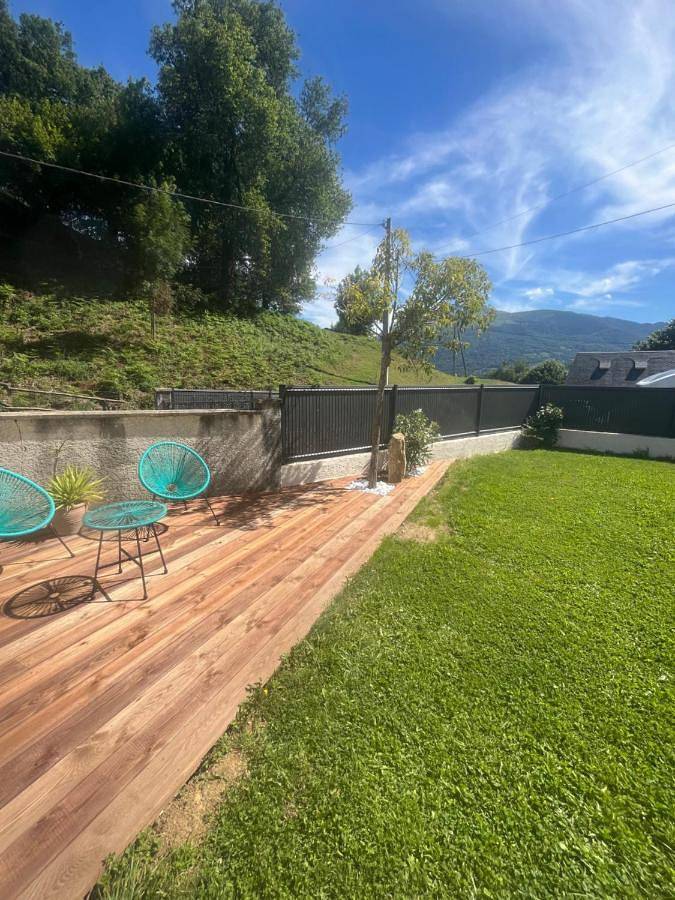 Location de vacances pour 8 personnes, avec jardin ainsi que vue et piscine à Boô-Silhen - 4