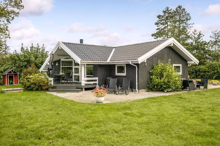 Ferienhaus für 6 Personen, mit Garten und Whirlpool sowie Sauna und Terrasse, mit Haustier - 1