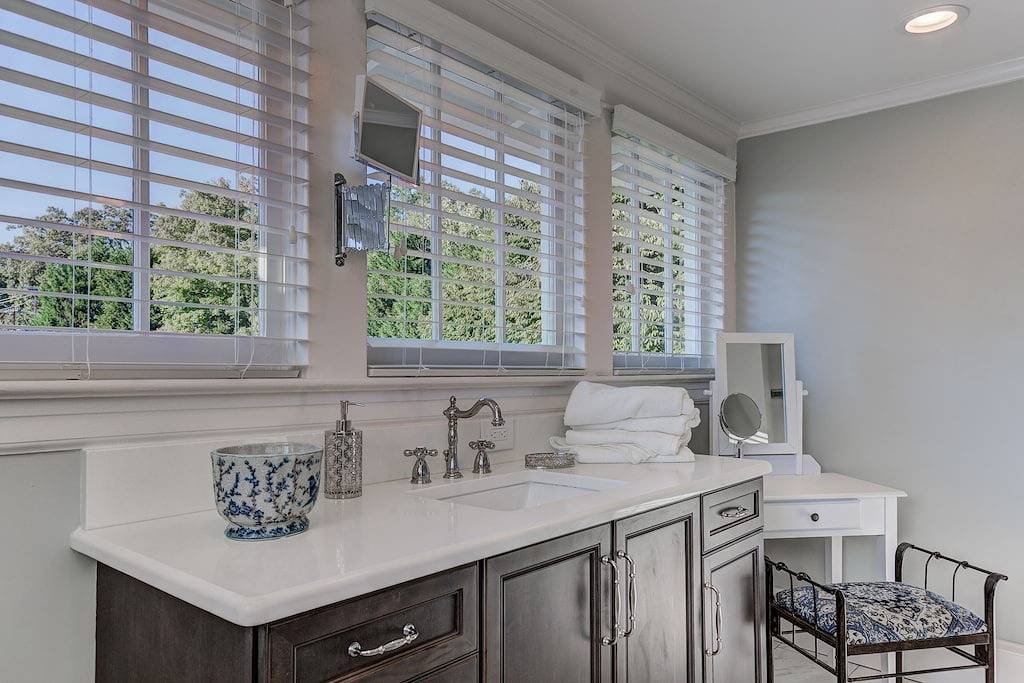 Great High Point Lage adj Jh Adams Inn! in High Point, Guilford County