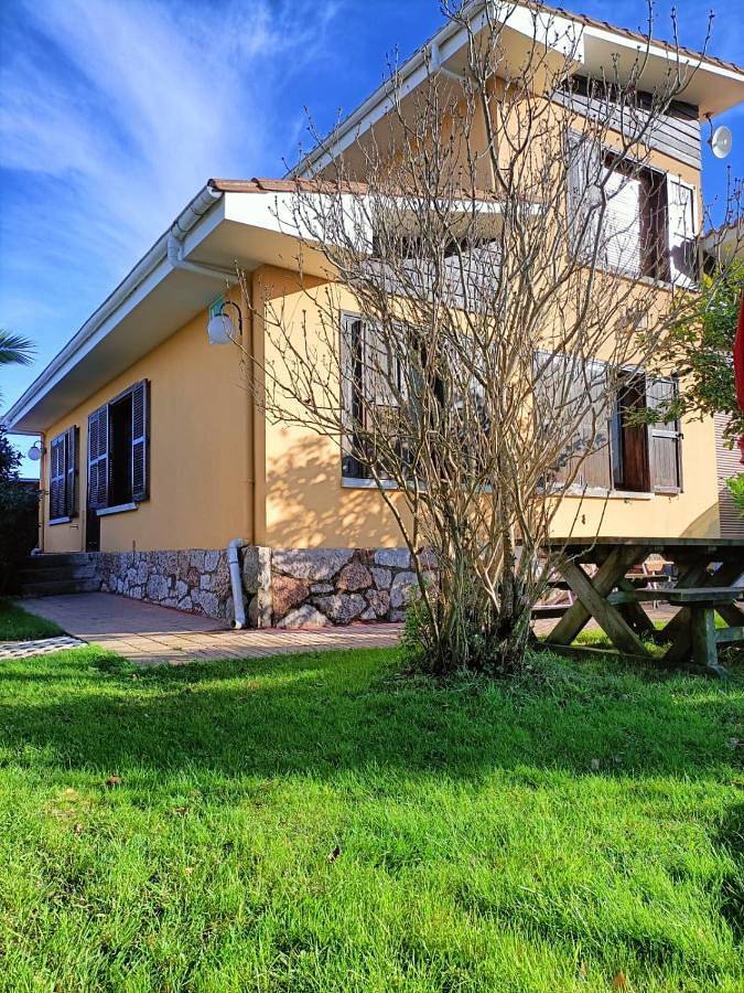 Holiday rental for 8 people, with Balcony and Terrace as well as Garden and View in Gijón