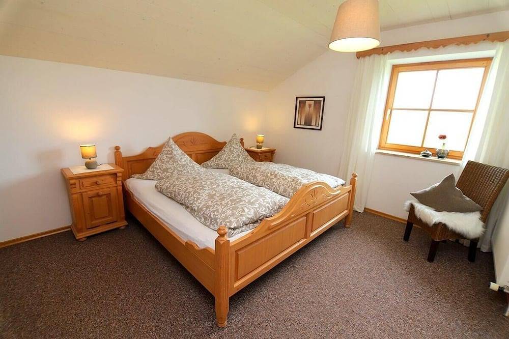 Ganze Wohnung, Panorama-Gästehaus mit einzigartigem Gebirgsblick in Schwaigen, Das Blaue Land