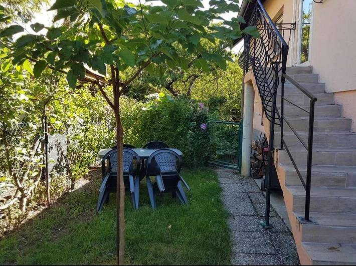 Appartement de vacances pour 3 personnes, avec jardin et terrasse