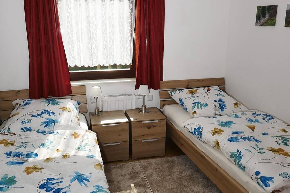 Ganze Wohnung, Ferienwohnung an den Weingärten - Ferienwohnung mit 2 Schlafzimmer und Terrasse in Landkreis Bad Kreuznach