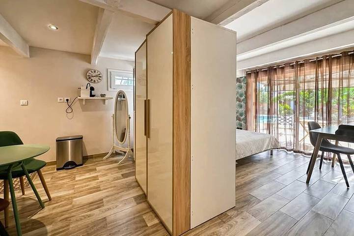 Gîte pour 2 personnes, avec Terrasse et Piscine à Portes-lès-Valence - 4