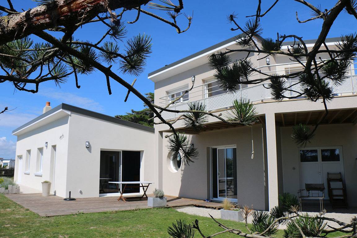 Maison L'Escale, vues mer, à 20 mètres de la plage in Bretteville-sur-Ay, Région de Coutances