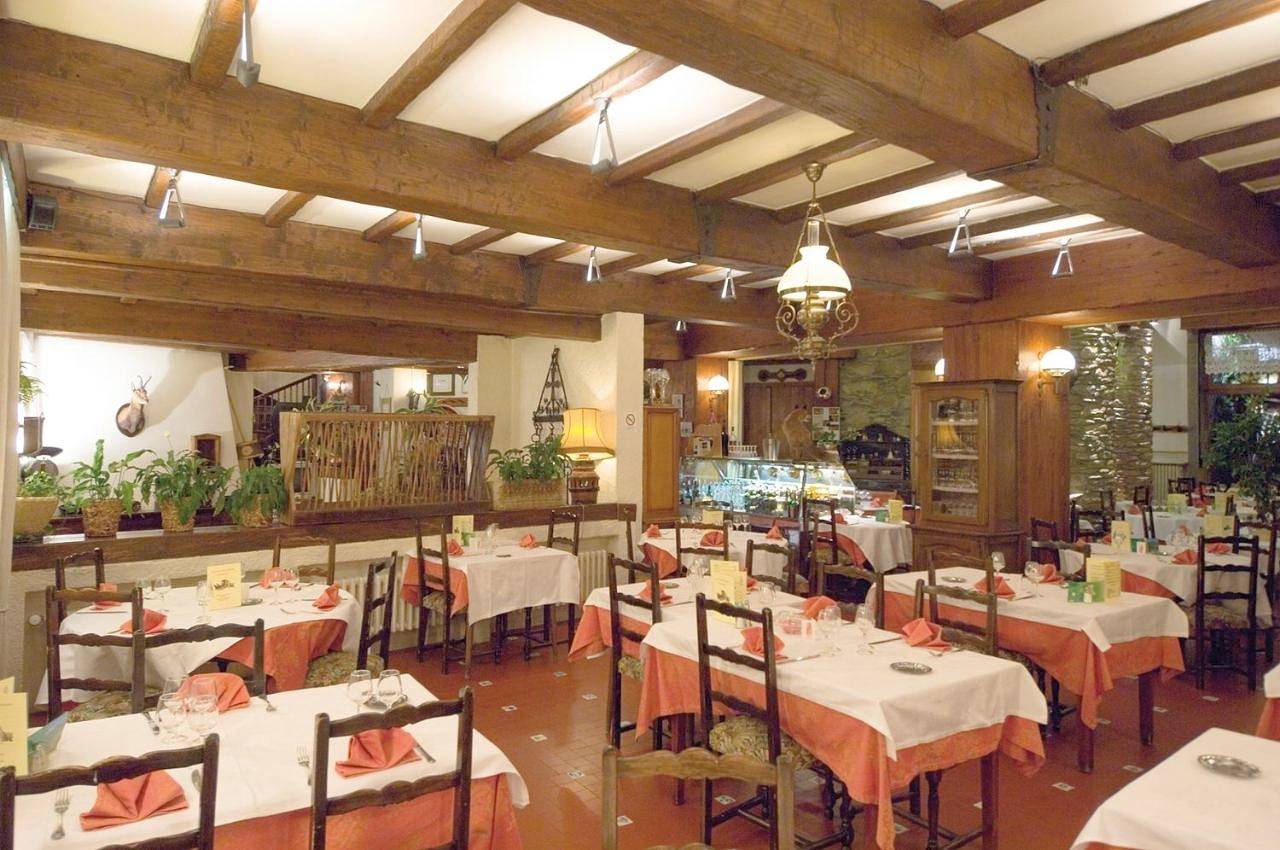 Logis Hotel Restaurant Planes in Saillagouse, Parc naturel régional des Pyrénées catalanes