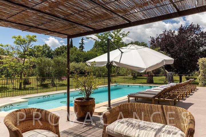Ferienhaus auf großem Grundstück mit schönem Pool in Callian in Callian, Draguignan Region