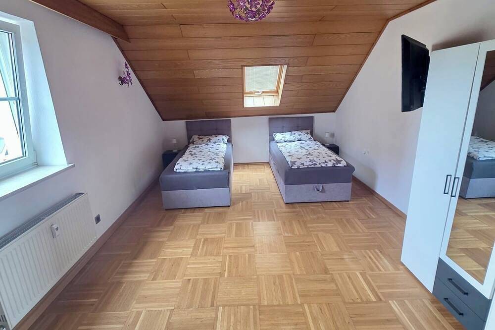 Ganze Wohnung, Wohnung Maric bis zu 10 Personen in Neunburg vorm Wald, Naturpark Oberpfälzer Wald