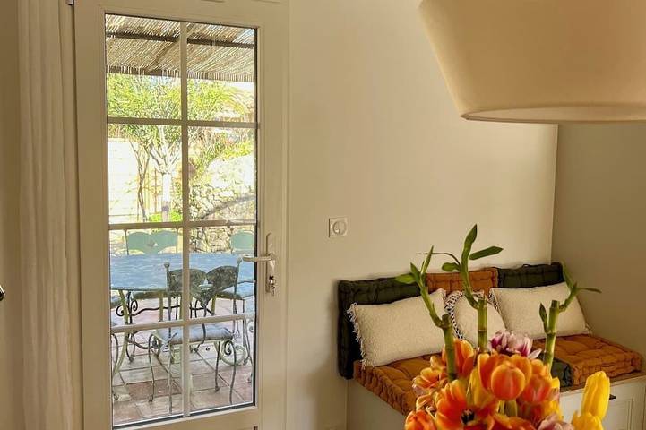 Location de vacances pour 12 personnes, avec jardin et terrasse à Auribeau-sur-Siagne - 3