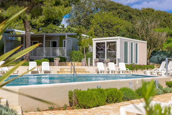 Ferienhaus für 2 Personen, mit Terrasse und Pool, kinderfreundlich - 1