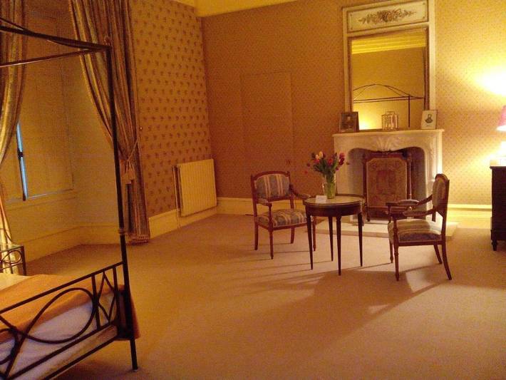 Gîte pour 4 personnes, avec vue ainsi que piscine et jardin, animaux acceptés à Le Petit-Pressigny - 3