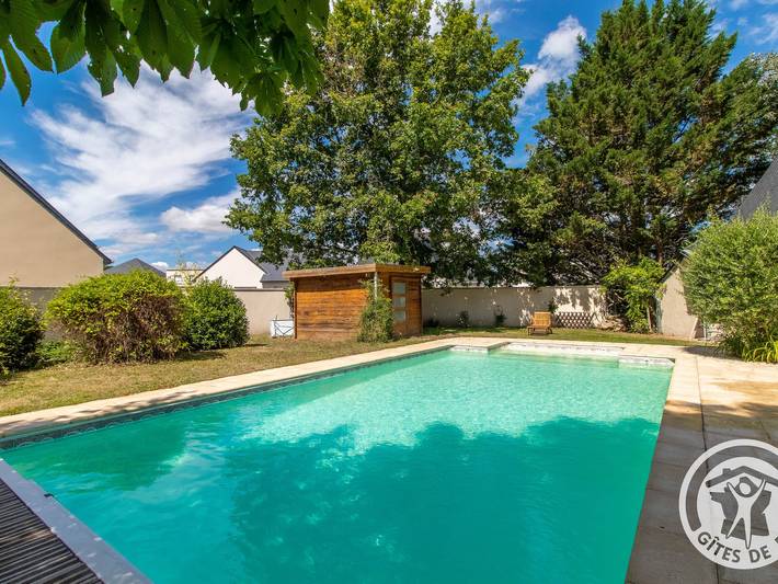 Gîte pour 4 personnes, avec Terrasse et Piscine dans Villevêque