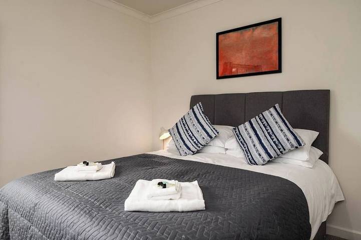 Apartamento entero, #33 Beautiful 2 bed apt Tamworth Private Parking in Tamworth (Reino Unido), Staffordshire