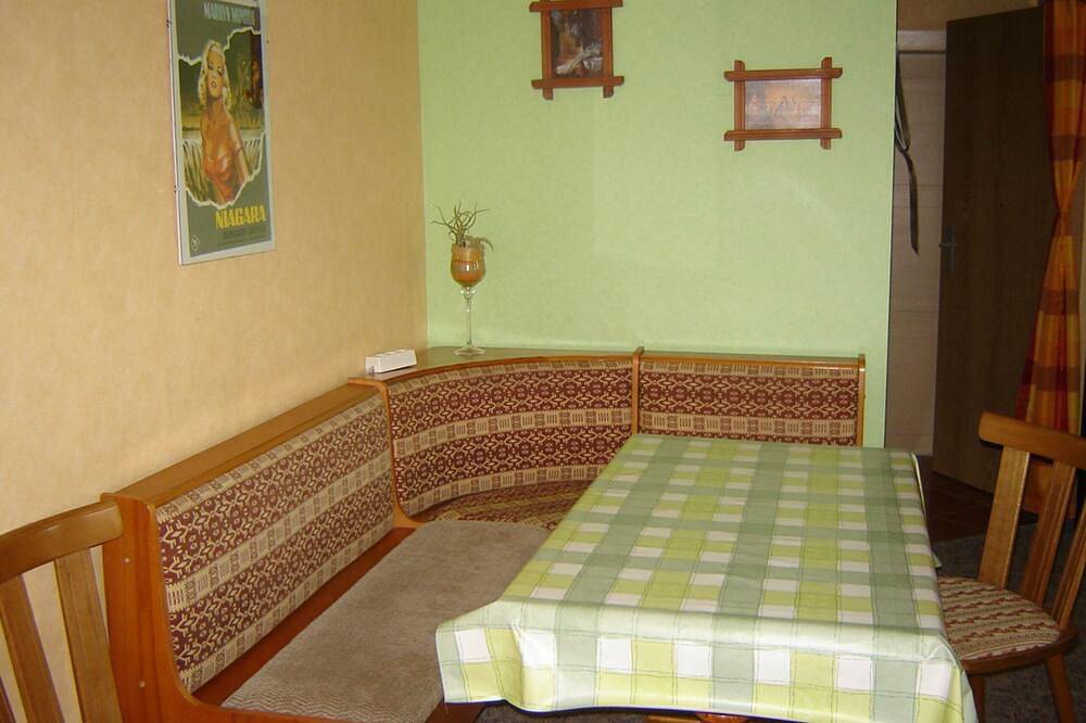 Entire apartment, Zimmervermietung Heide Fiege in Hartmannsdorf, Chemnitz (region)