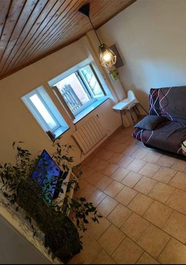 Appartement entier, L'Aurore de Vouglans 5 mn des plages in Pont-de-Poitte, Jura Francais