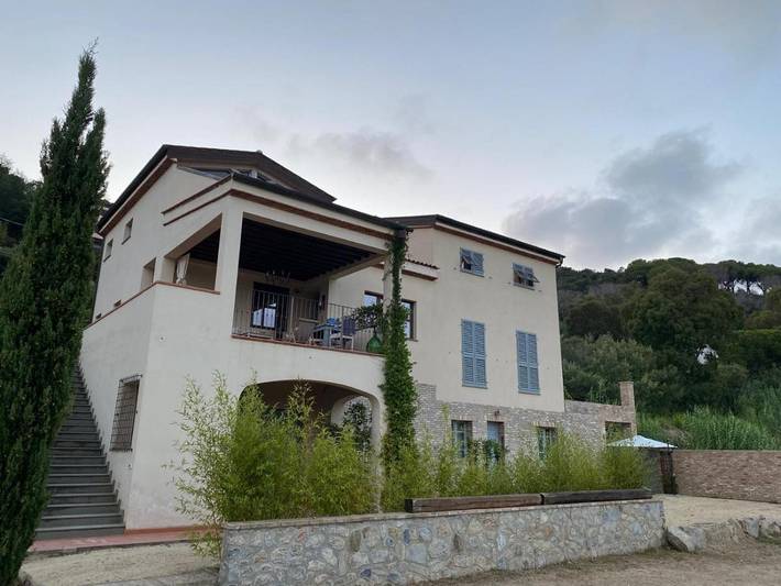 Chambre d’hôte pour 2 personnes, avec Terrasse ainsi que Jardin et Vue à Portoferraio