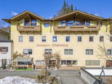 Hütte für 10 Personen, mit Garten und Terrasse in Fieberbrunn
