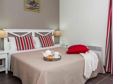 Camping pour 4 Personnes dans Chinon, Région de Chinon, Photo 3