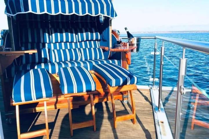 Ferienwohnung für 6 Personen, mit Balkon in Bitterfeld-Wolfen