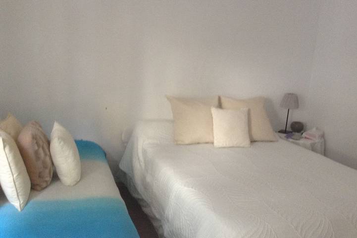 Appartamento intero, CentroTorremolinos, spiaggia, accogliente, spaziosa, Wi-Fi, aria condizionata, spaziosa in Torremolinos Centre, Torremolinos