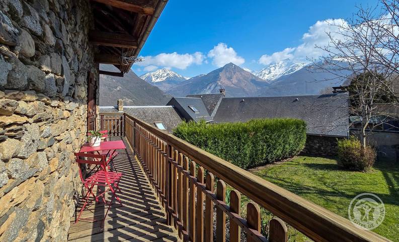 Gîte for 6 people, with garden in France