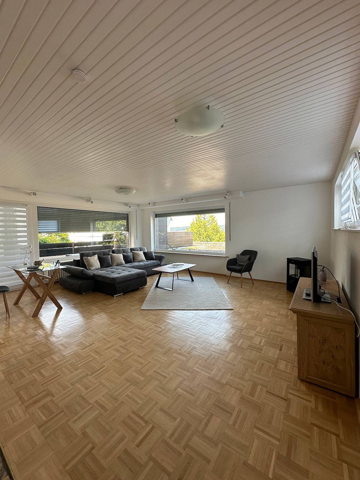 Ganze Wohnung, Haus im haus 140qm mit traumblick - nahe frankfurt in Königstein im Taunus, Königstein (Hessen)