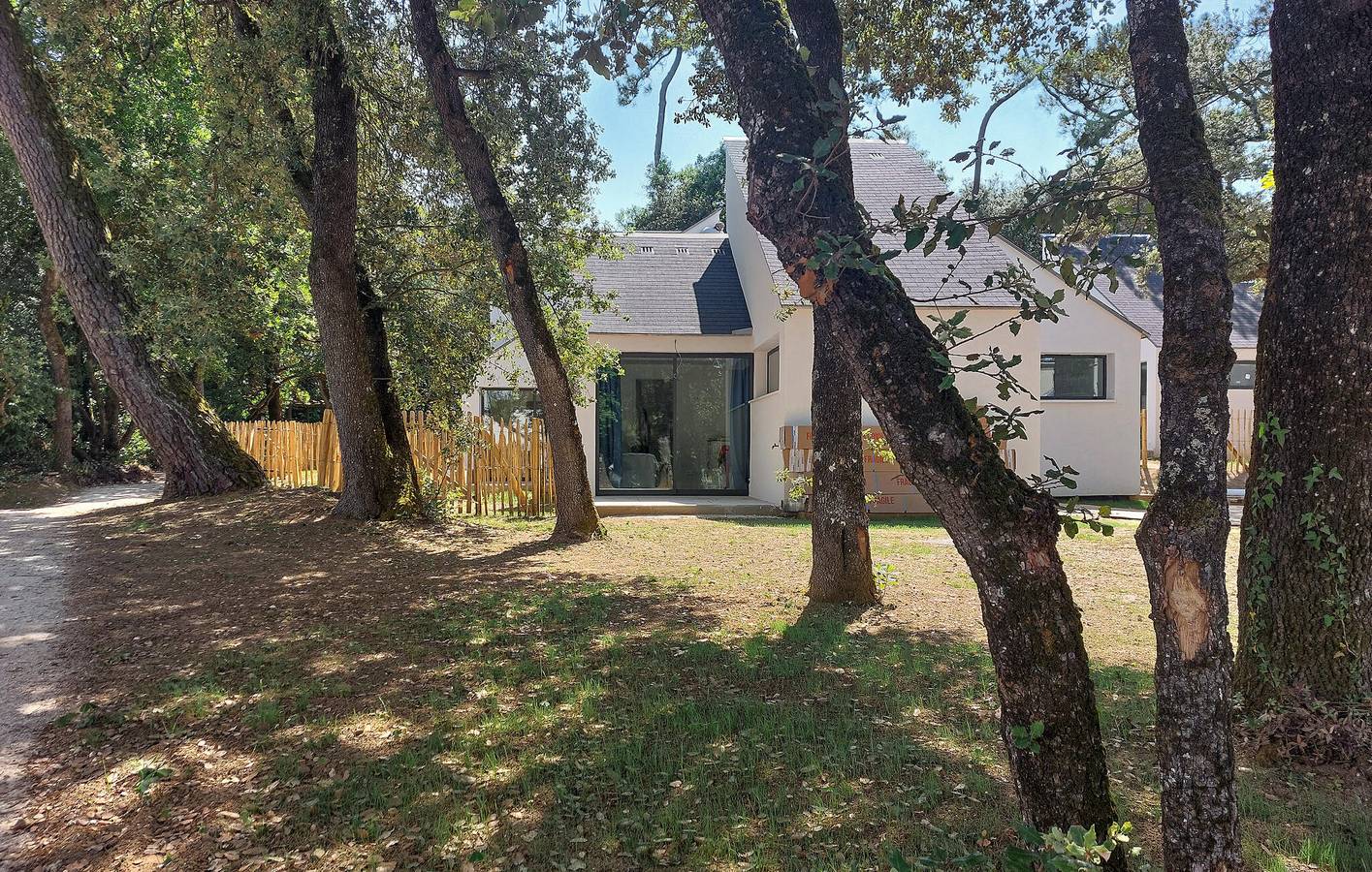 Gemütliche Wohnung mit Garten und Parkplatz, 2km vom Plage de Saint-Georges de Didonne in Meschers-sur-Gironde, Saintes und Umgebung