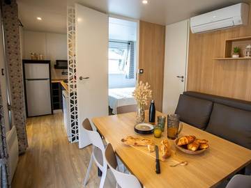 Camping für 8 Personen in La Tranche-sur-Mer, Vendée, Bild 3