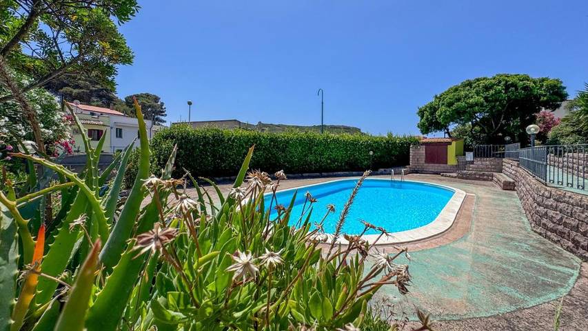 Appartement de vacances pour 6 personnes, avec piscine et terrasse