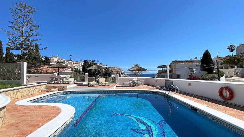 Chalet para 5 personas, con piscina y jardín en Sierramar