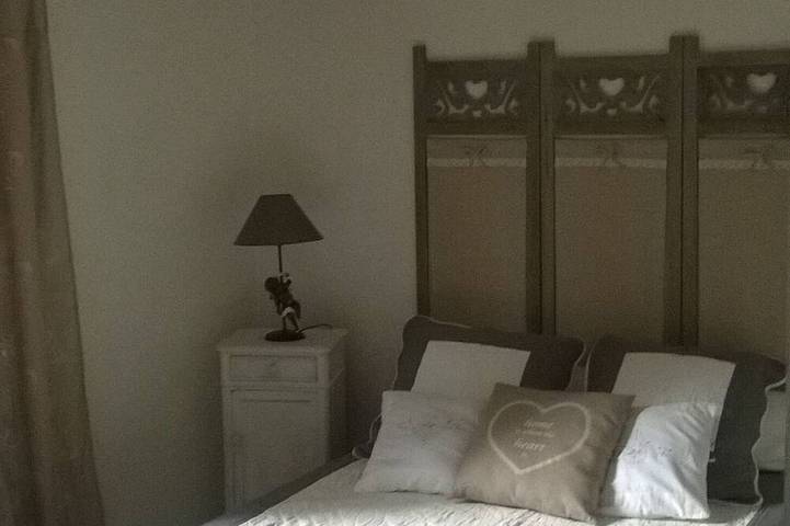 Gîte pour 8 personnes, avec jardin et jacuzzi à Meyras - 3