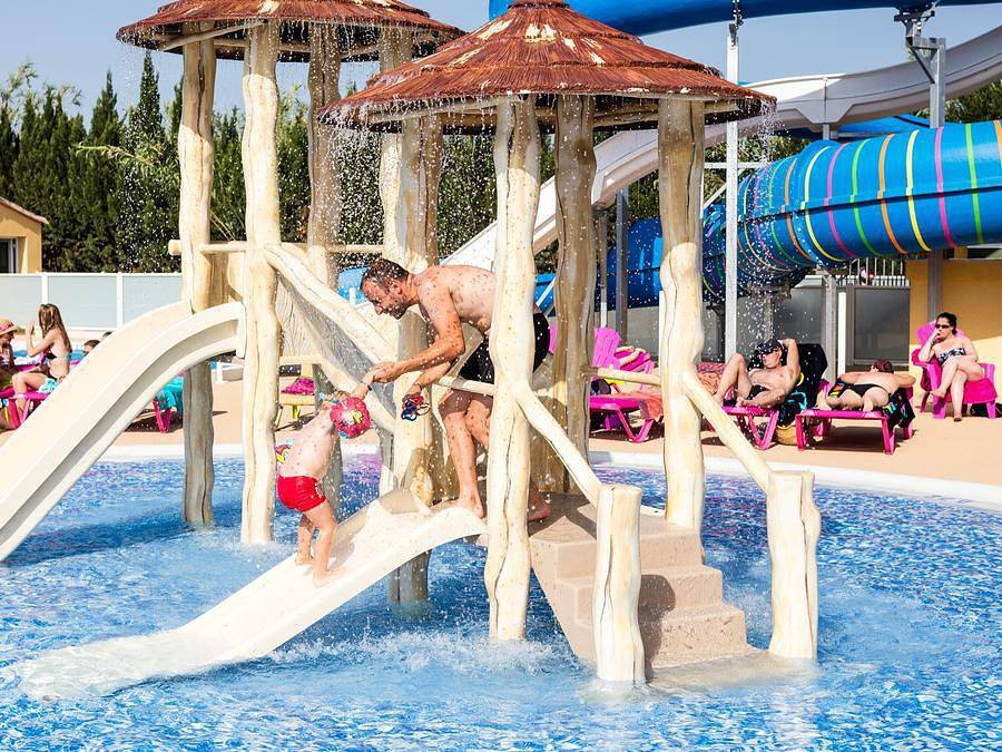 Camping Le Port Pothuau - Mobilhome 6 personnes - Comfort | 2 Ch. | 4/6 Pers. | Terrasse surélevée in Hyeres, Parc national de Port-Cros