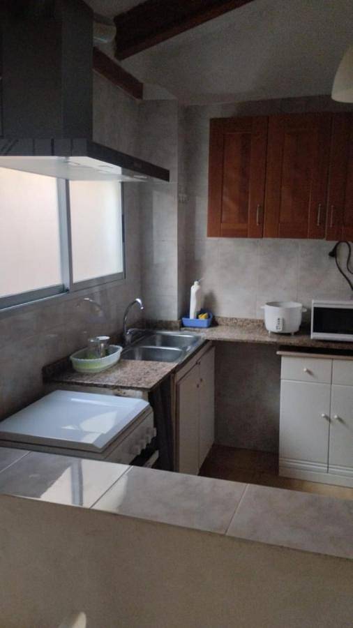 Location de vacances pour 3 personnes, avec vue ainsi que piscine et balcon dans Onda