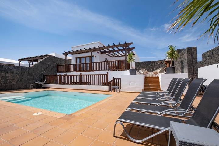 Villa für 10 Personen, mit Garten - 1