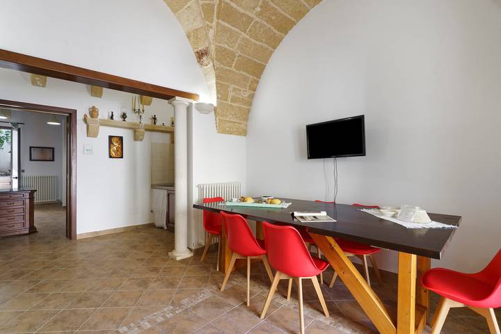 Holiday Home "Dimora Collina 1" with Wi-Fi and Air Conditioning in Sannicola, Gulf of Taranto