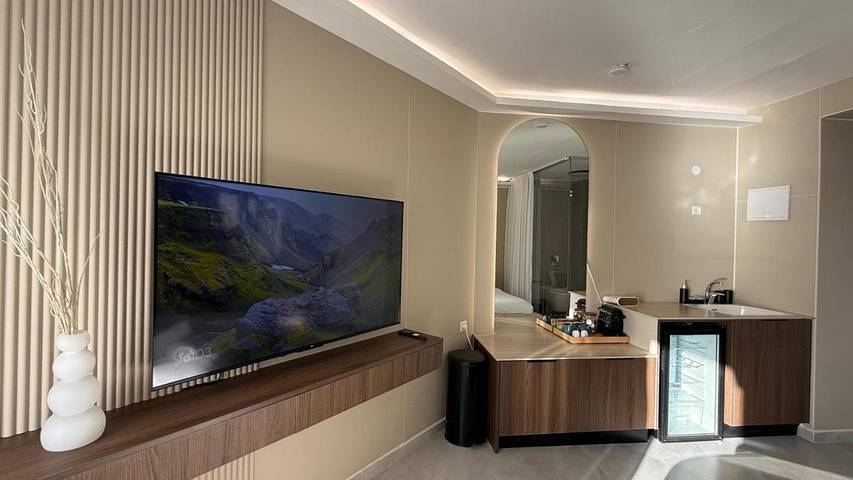 Gîte pour 2 personnes, avec jacuzzi et terrasse, animaux acceptés à Netanya - 3